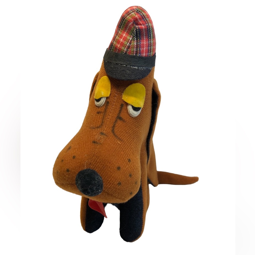 Vintage DREAM PETS Red Black Dog Sherlock Holmes Detective No 118 Dakin 1970’s